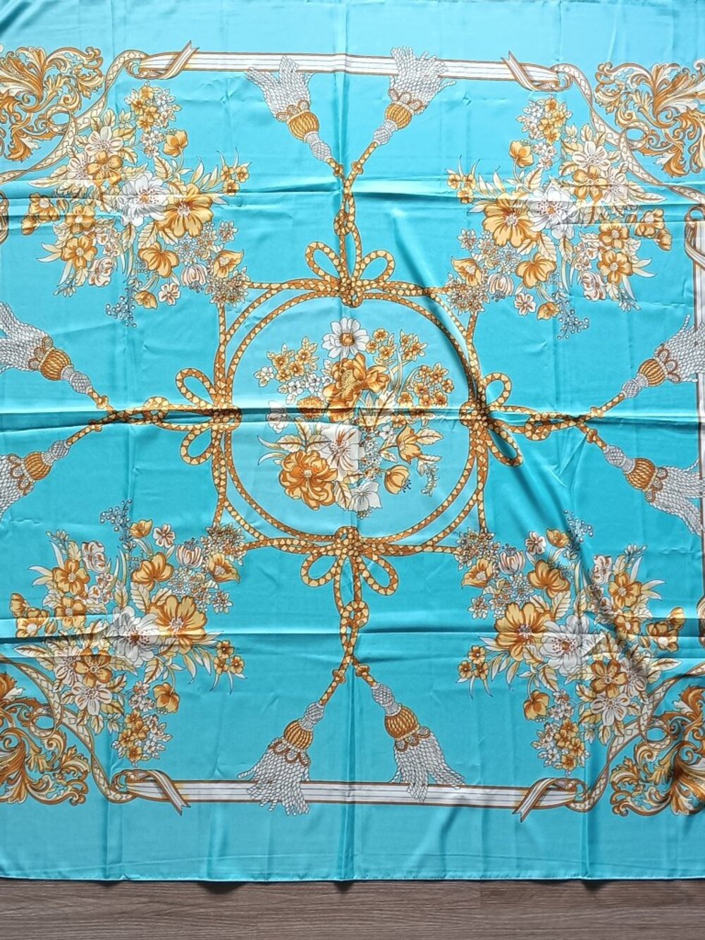 Women's Scarf, 100% Silk, 51" x 51" , Blue